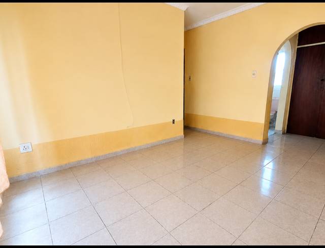 5 BEDROOM HOUSE FOR SALE IN BONANNE